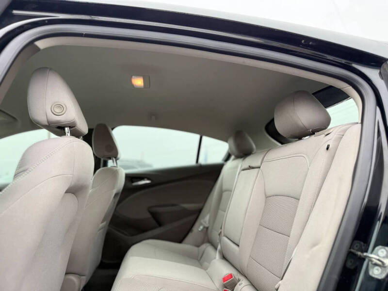 2018 Chevrolet Cruze LT Auto
