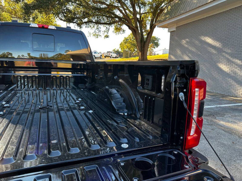 2025 Ford F-350 Super Duty Lariat