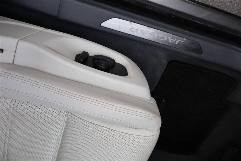 2019 Jaguar E-PACE P250 SE