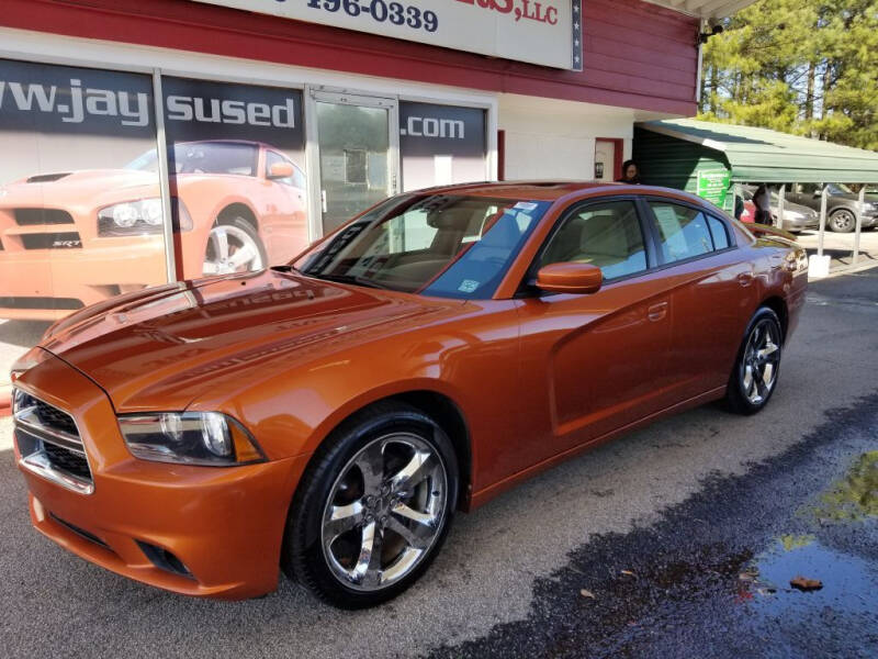 2011 Dodge Charger SE's photo