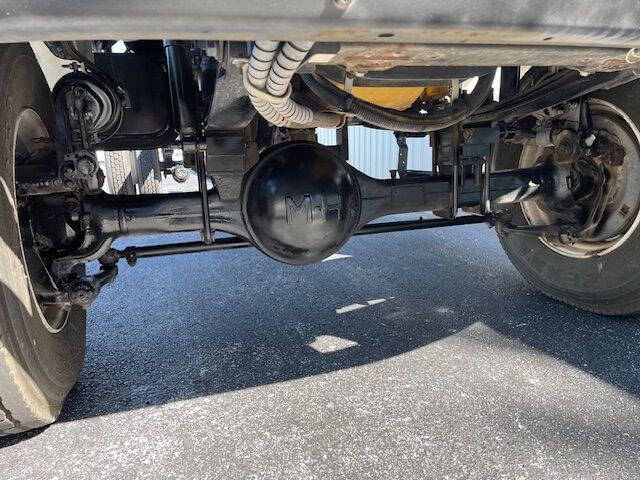 2005 Ford F-750 Super Duty