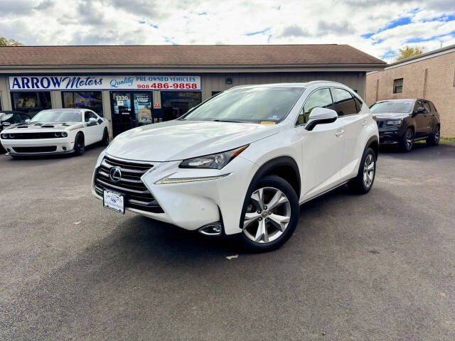 2017 Lexus NX 200t's photo