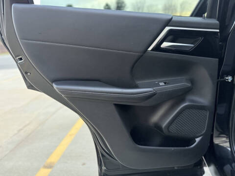 2022 Mitsubishi Outlander Black Edition