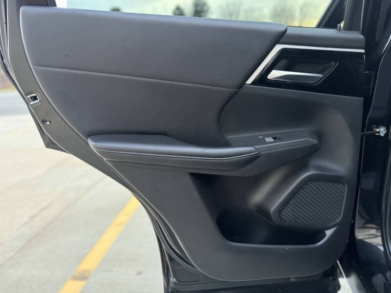 2022 Mitsubishi Outlander Black Edition