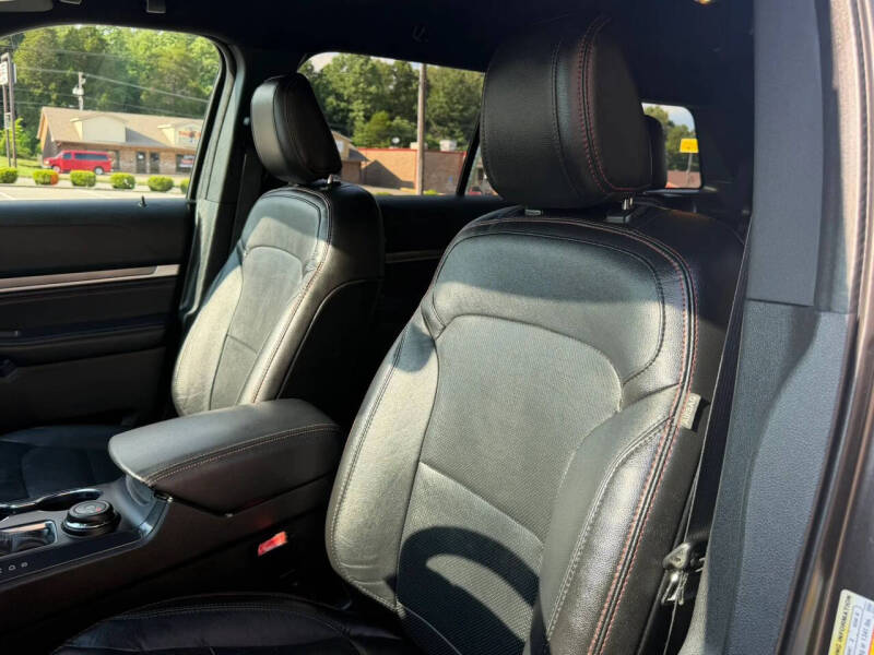 2018 Ford Explorer Sport