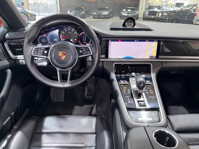 2018 Porsche Panamera 4S