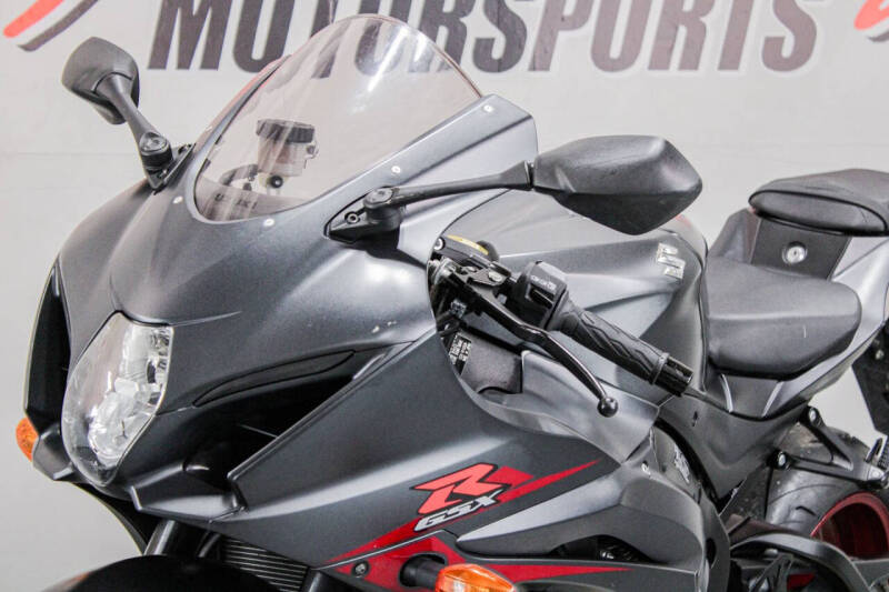 2017 Suzuki GSX-R1000