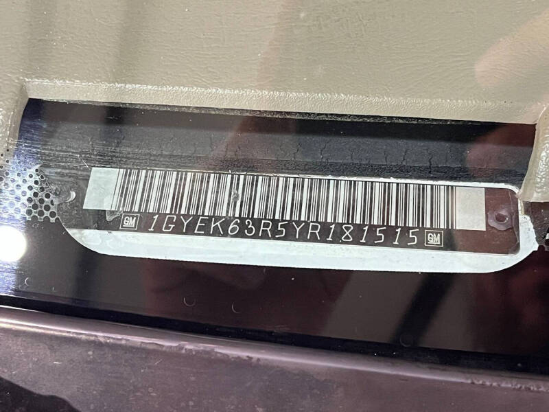 2000 Cadillac Escalade