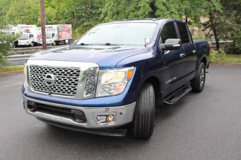 2018 Nissan Titan SV