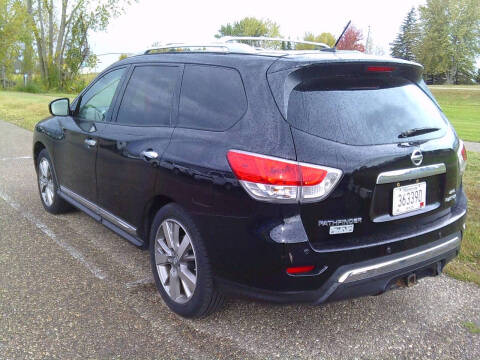 2013 Nissan Pathfinder Platinum