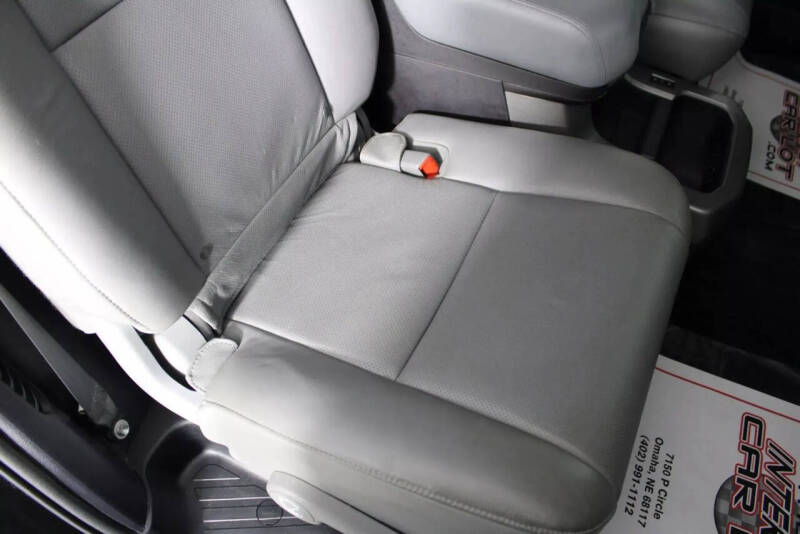 2016 Toyota Sequoia Platinum