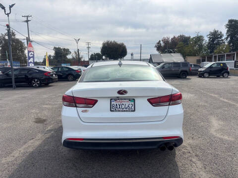 2016 Kia Optima LX