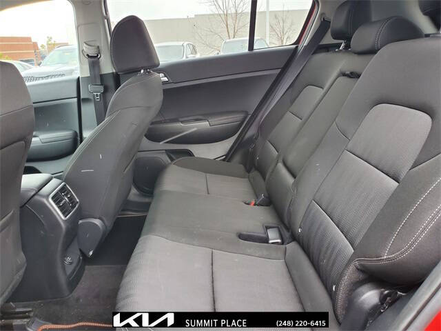 2022 Kia Sportage LX