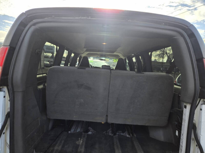 2016 Chevrolet Express LT 2500