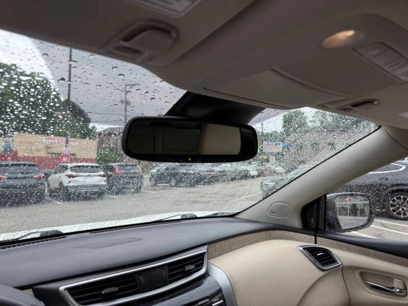 2022 Nissan Murano SL