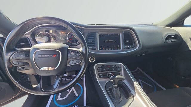 2022 Dodge Challenger SXT