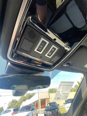 2018 Land Rover Range Rover Velar P250 R-Dynamic SE