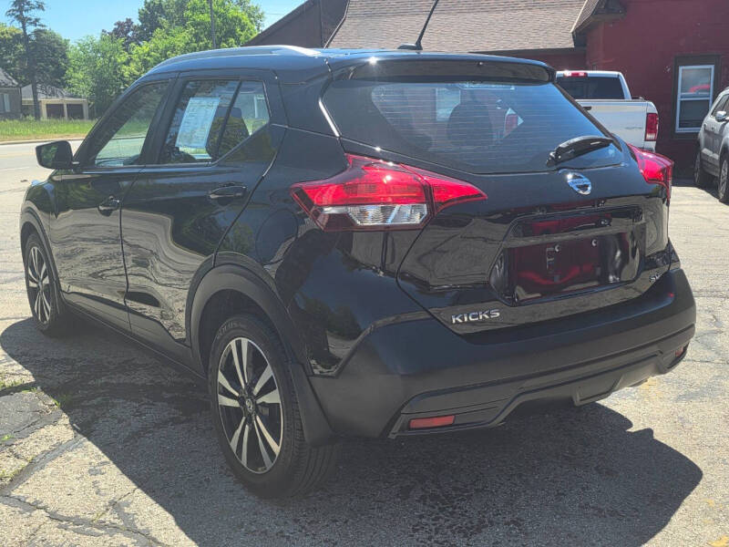 2019 Nissan Kicks SV
