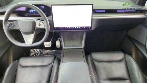 2023 Tesla Model X Plaid