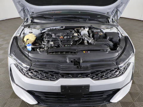 2023 Kia K5
