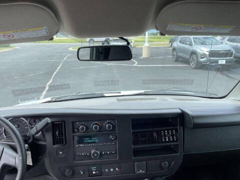 2024 Chevrolet Express 2500