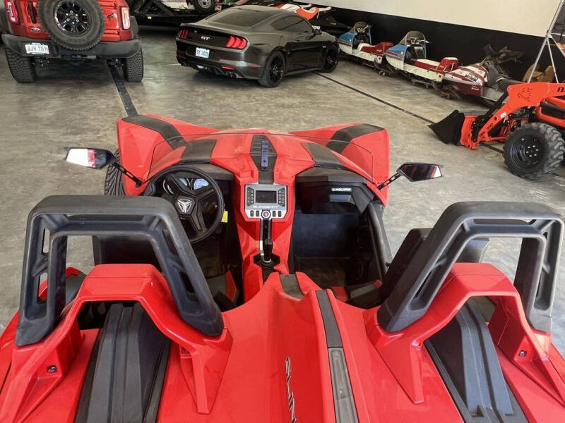 2016 Polaris Slingshot SL Red Pearl