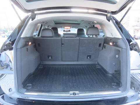 2017 Audi Q5 2.0T quattro Premium Plus