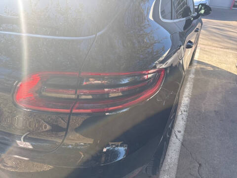 2017 Porsche Macan S