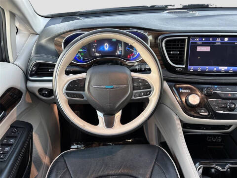 2021 Chrysler Pacifica Hybrid Limited