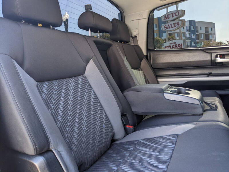 2019 Toyota Tundra SR5