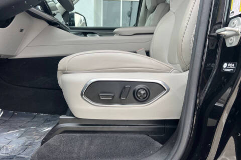 2023 Jeep Wagoneer Series III