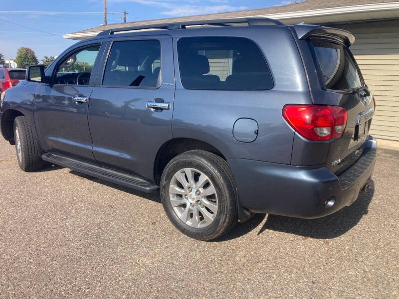 2010 Toyota Sequoia Limited