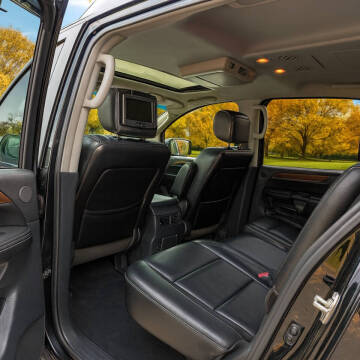 2013 Nissan Armada Platinum