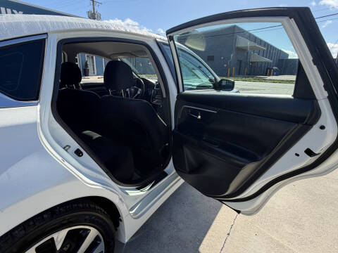 2016 Nissan Altima 2.5 SR