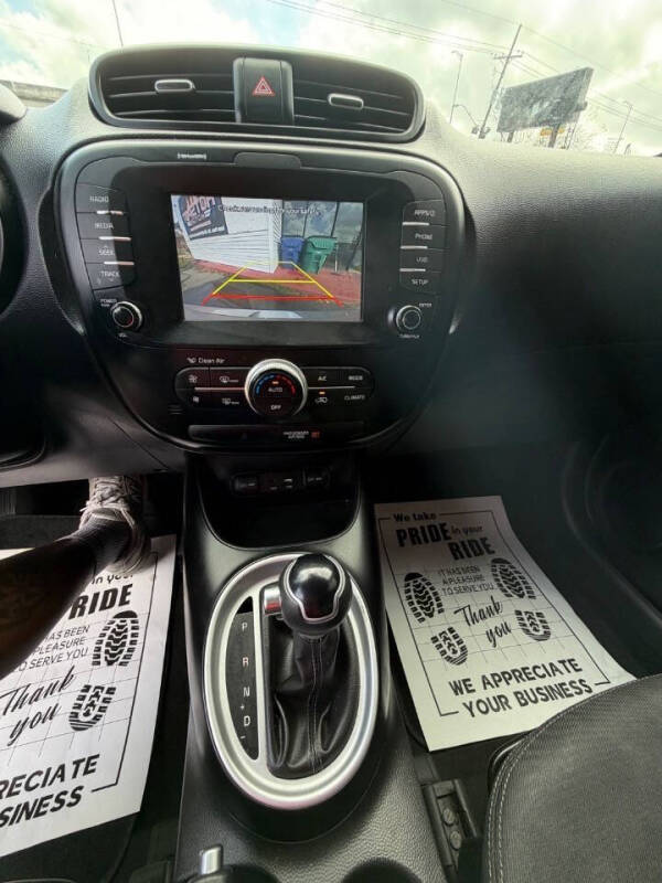 2018 Kia Soul +