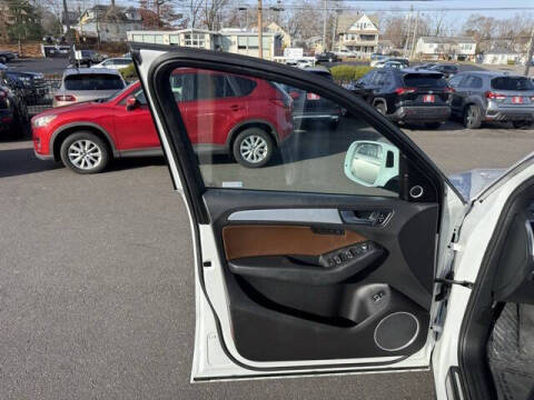 2017 Audi Q5 2.0T quattro Premium Plus