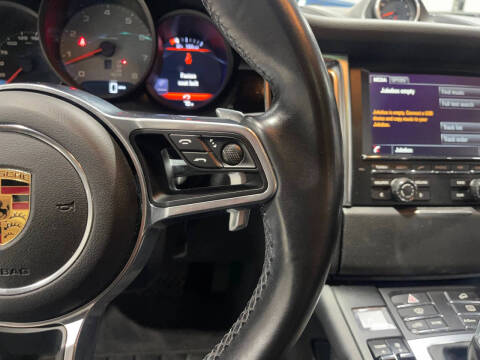 2016 Porsche Macan S