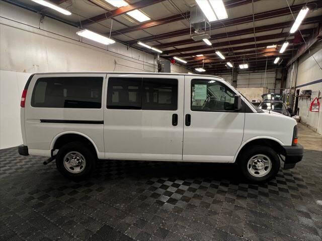2017 Chevrolet Express 2500