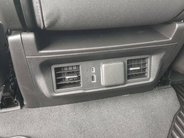 2025 GMC Sierra 1500 Elevation Standard