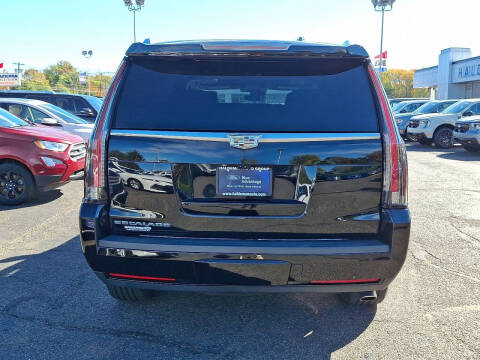 2020 Cadillac Escalade Luxury