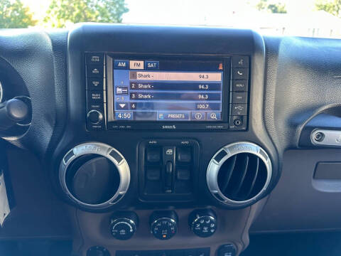 2012 Jeep Wrangler Unlimited Sahara