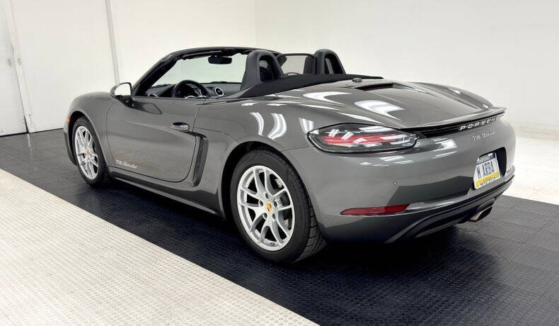 2017 Porsche 718 Boxster