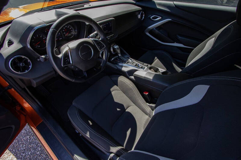 2023 Chevrolet Camaro LT1