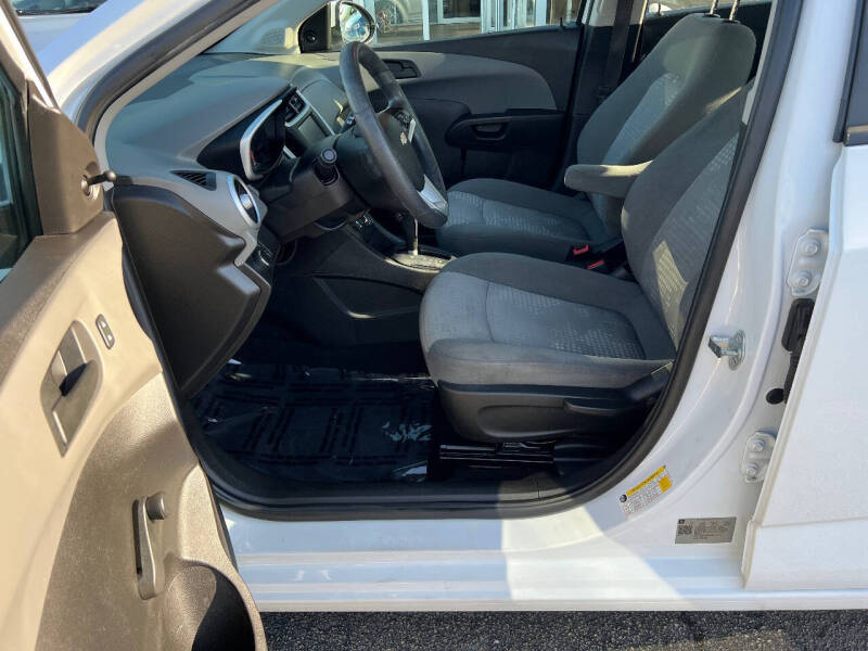 2017 Chevrolet Sonic LT Auto Fleet