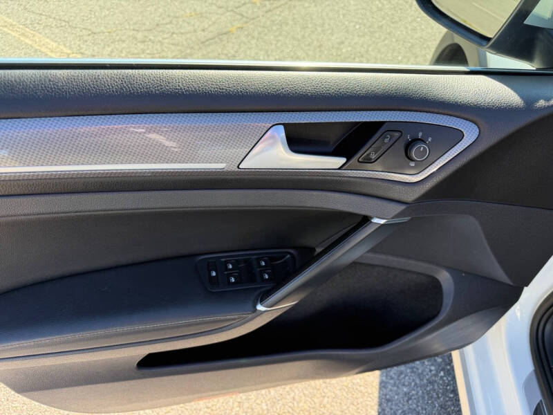 2017 Volkswagen Golf Alltrack TSI S 4Motion