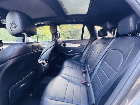 2019 Mercedes-Benz GLC GLC 300