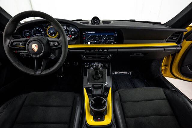 2023 Porsche 911 Carrera GTS