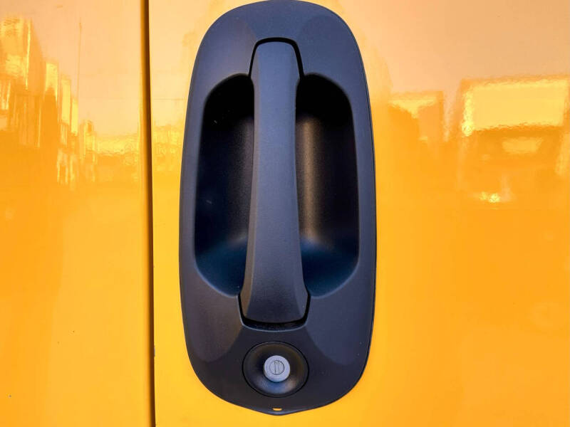 2019 International LT625