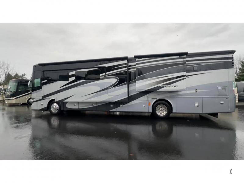 2017 Freightliner XCM Chassis