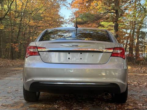 2013 Chrysler 200 Touring